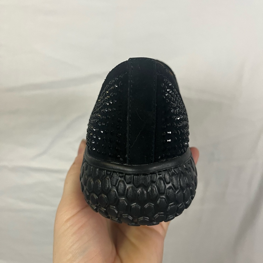 L’Amour Des Pieds NEW Zarrial Bedazzled Black Leather Slip On Sneakers- Size 6.5 - Picture 7 of 9